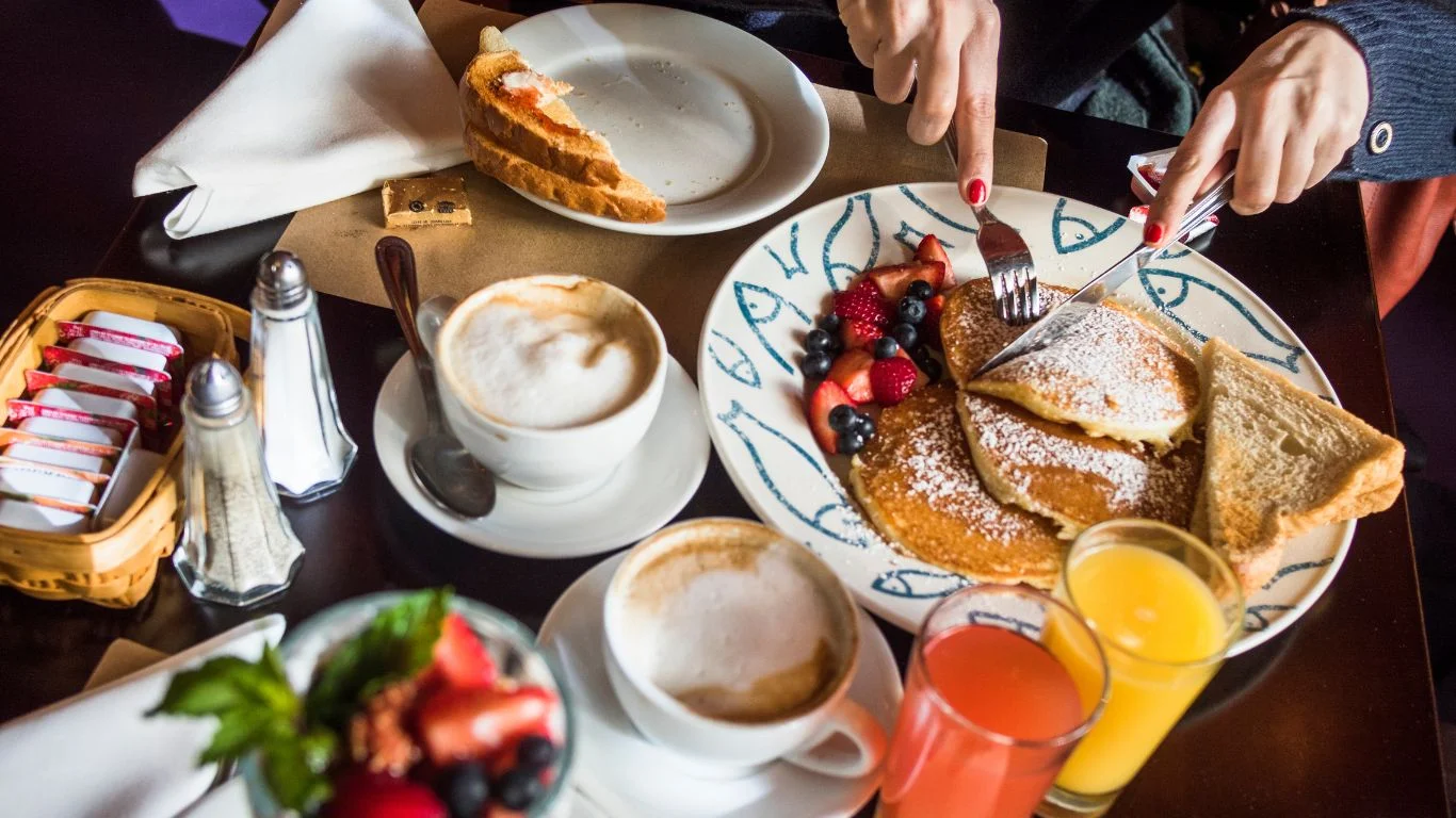 Best Breakfast Spots in Rhyl: A Café Lover’s Guide